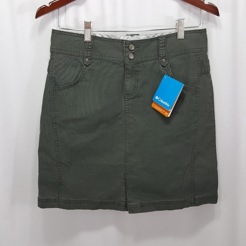 Columbia dark green skirt